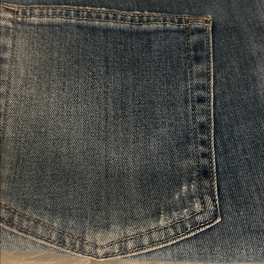 AG Adriano Goldschmied Light Blue High-Rise Cropped Jeans with Knee Rips - Picture 8 of 8